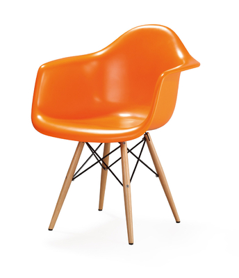 Turuncu Modern Oturma Sandalyeleri, Ahşap Ayaklı Tabanlı Fiberglas Koltuk Restoran Yemek Sandalyesi